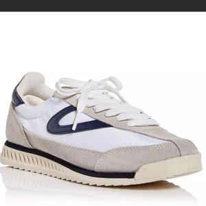 NWT. Tretorn Rawlins Retro Sneakers in Navy/White.